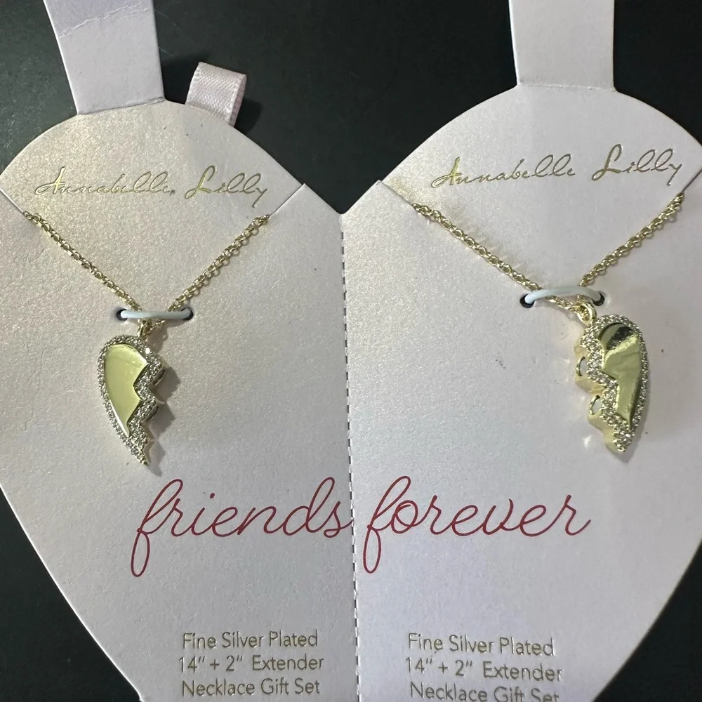 🆕Bundle of 2 Sets Annabelle Lilly Friendship Necklaces